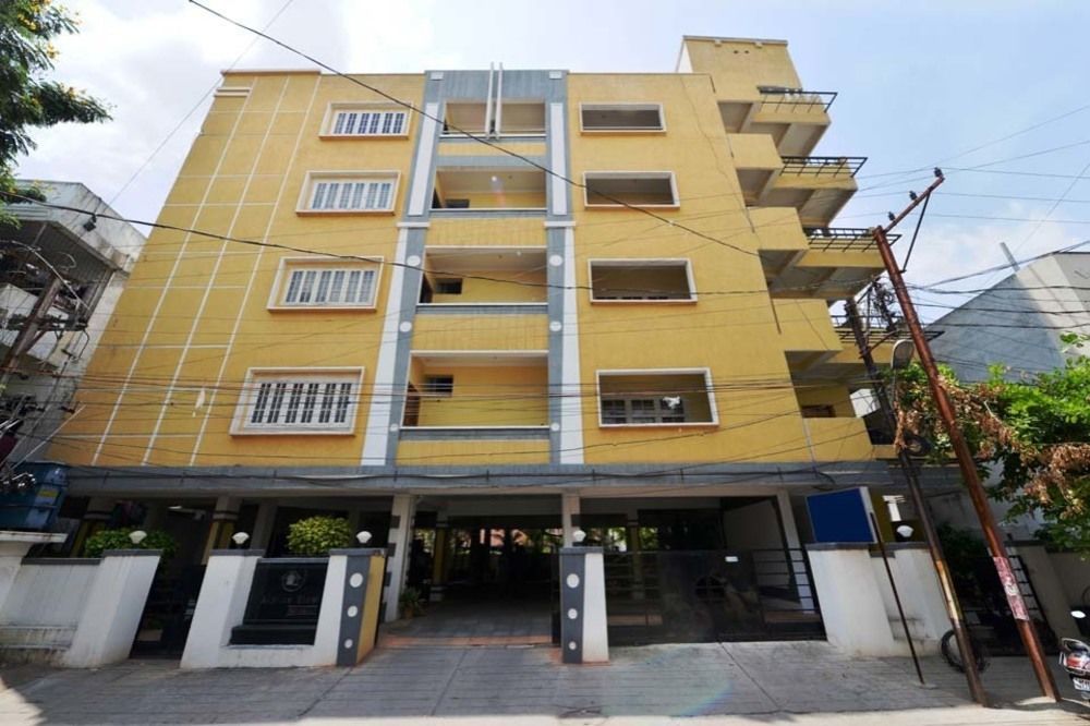 Super Collection O Begumpet Formerly Alpine Glow Sunrise Hyderabad Exterior foto